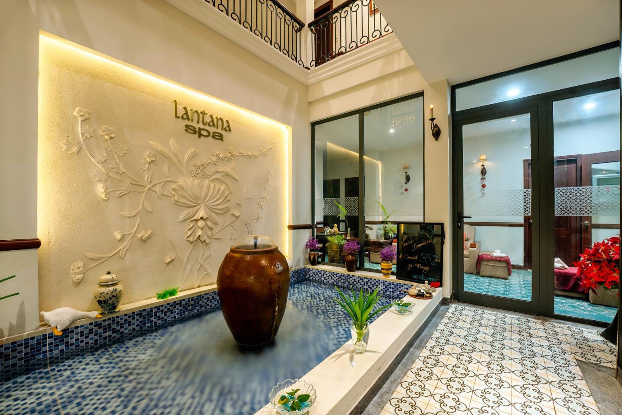 Lantana Boutique Hoi An Hotel Buitenkant foto